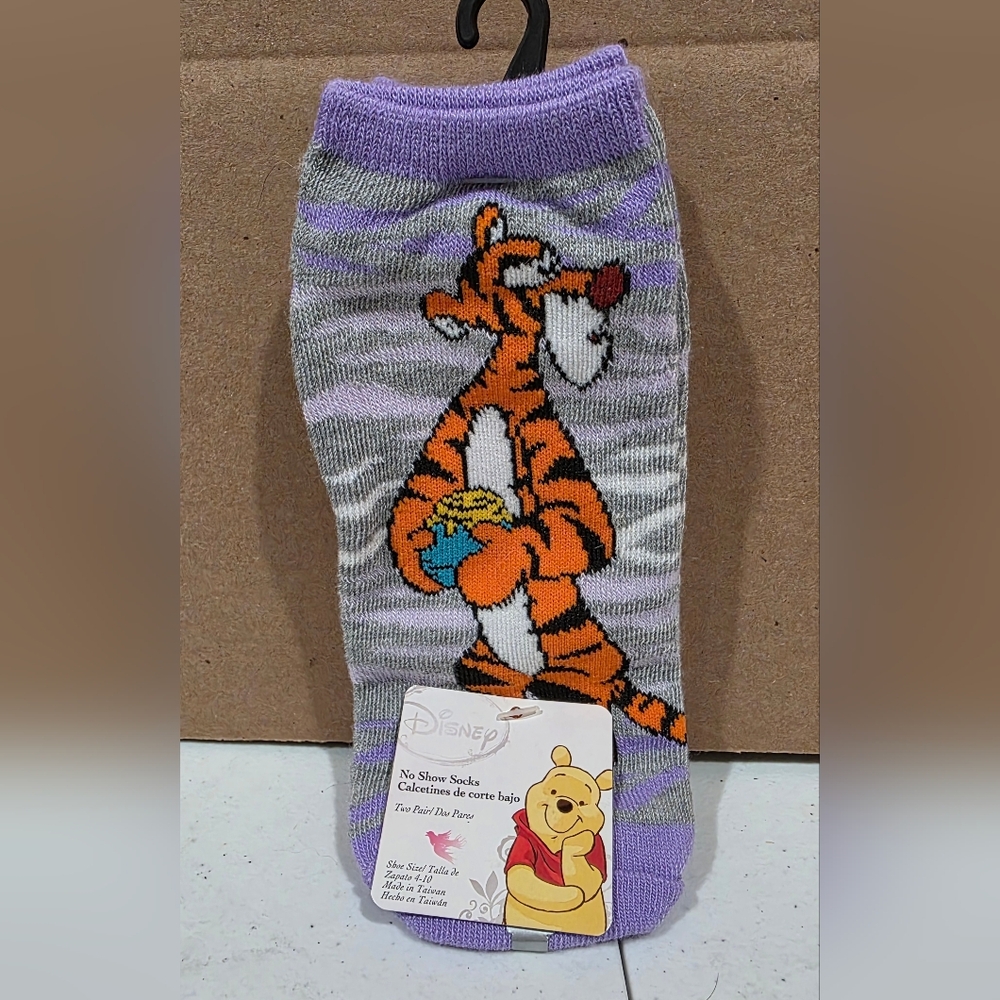 Disney Tigger & Winnie The Pooh No Show Socks
